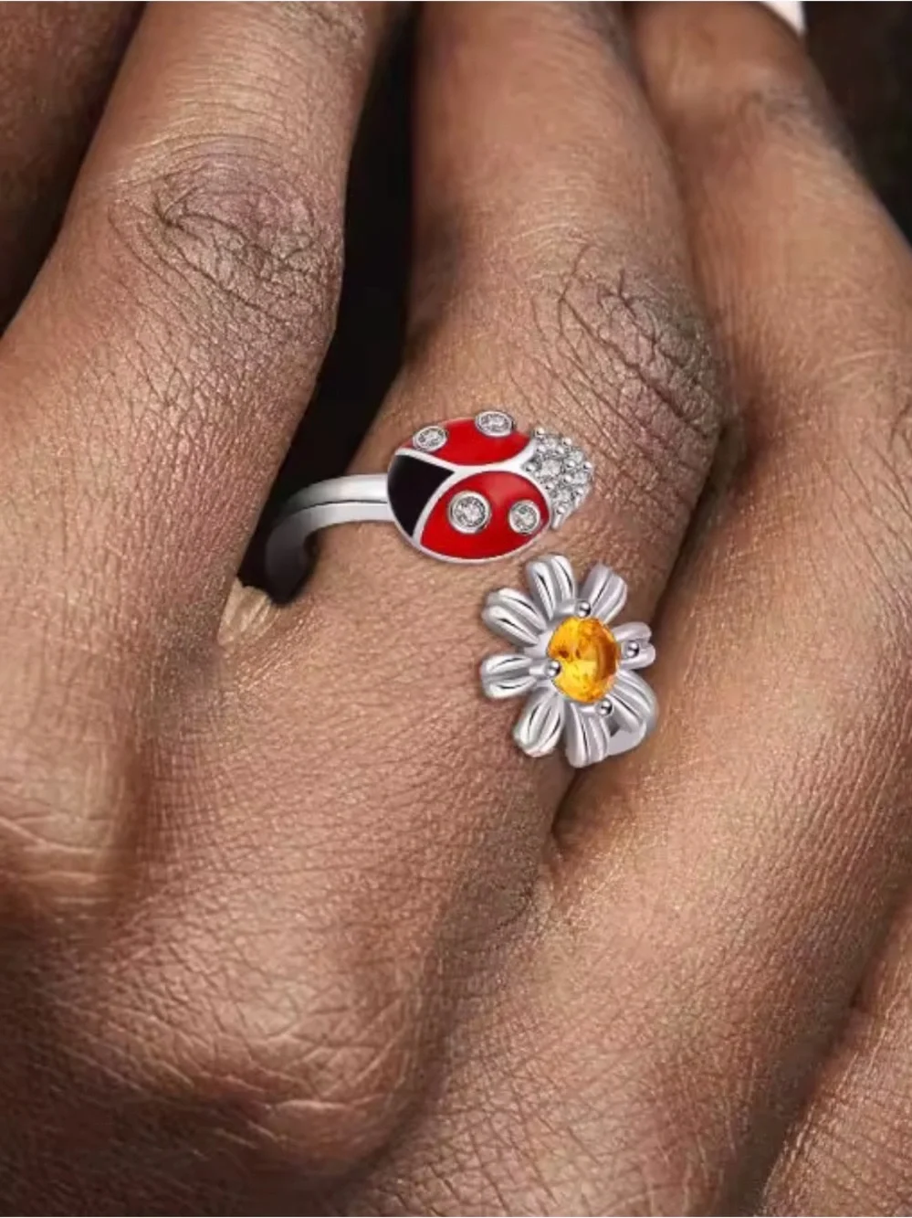 🌟🌟 S925 Sterling Silver Open Ring with Red Enamel Ladybug and Yellow Daisy